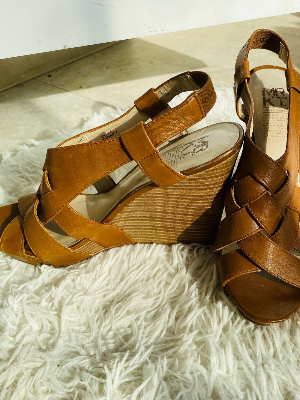 MRKT Market Clay Whiskey Leather Wedge Sandals Cognac Brown Size 9